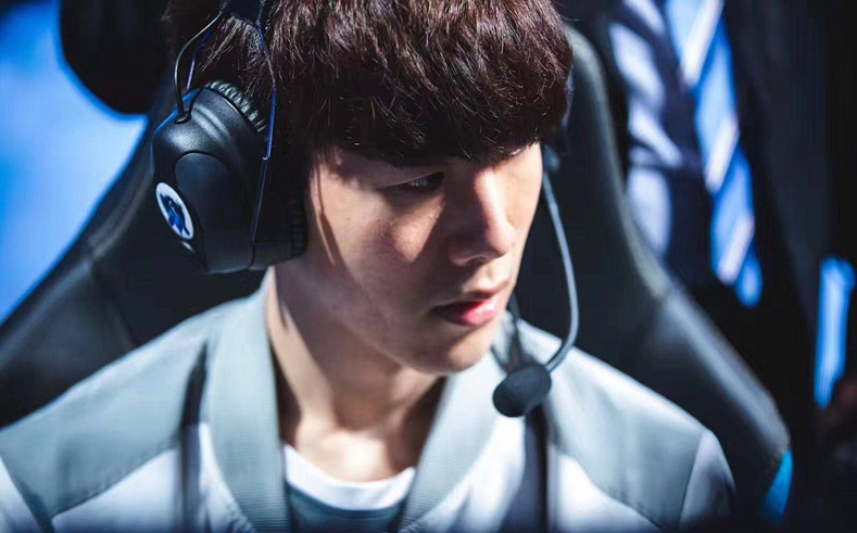 NIP赛后群访 shanji：第一局剑魔最大的失误就是团战闪现撞墙了